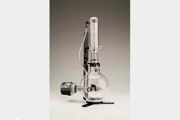 Vertical Water Still