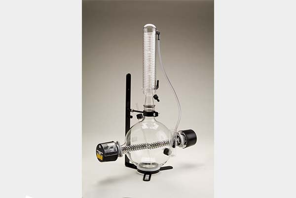 Vertical Water Still